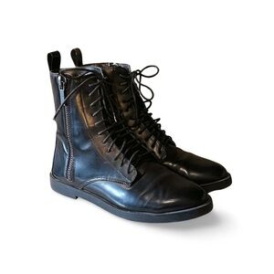 Mat & Nat Black Combat Boots Sleek Minimalist Size 39 8.5